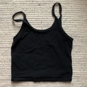 ARQ Crop Tank Black